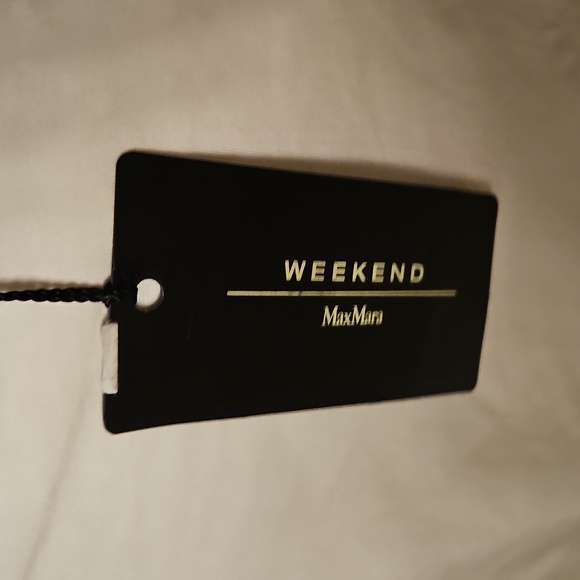 MaxMara White Tee with Pink Floral Embroidery - Picture 9 of 9